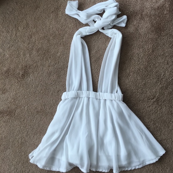 Dresses & Skirts - Halter Romper ⭐️